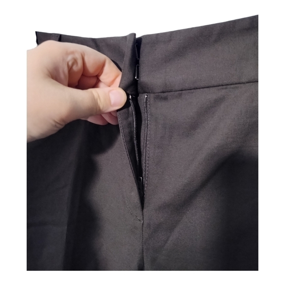 Ann‎ Taylor Factory Signature Straight Cropped Dark Brown Pants Size 6 - Picture 4 of 9